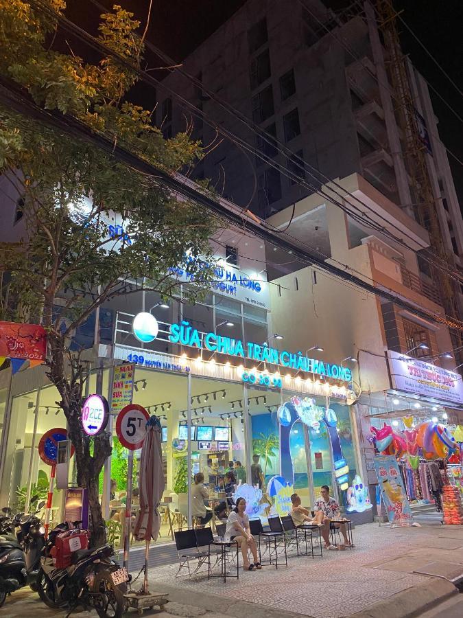 Hanoi Blue Hotel - The Water Front Da Nang Buitenkant foto