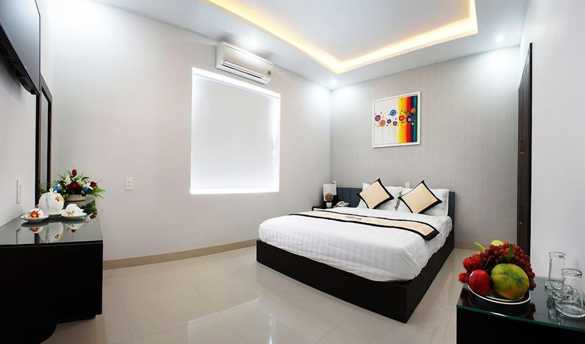 Hanoi Blue Hotel - The Water Front Da Nang Buitenkant foto