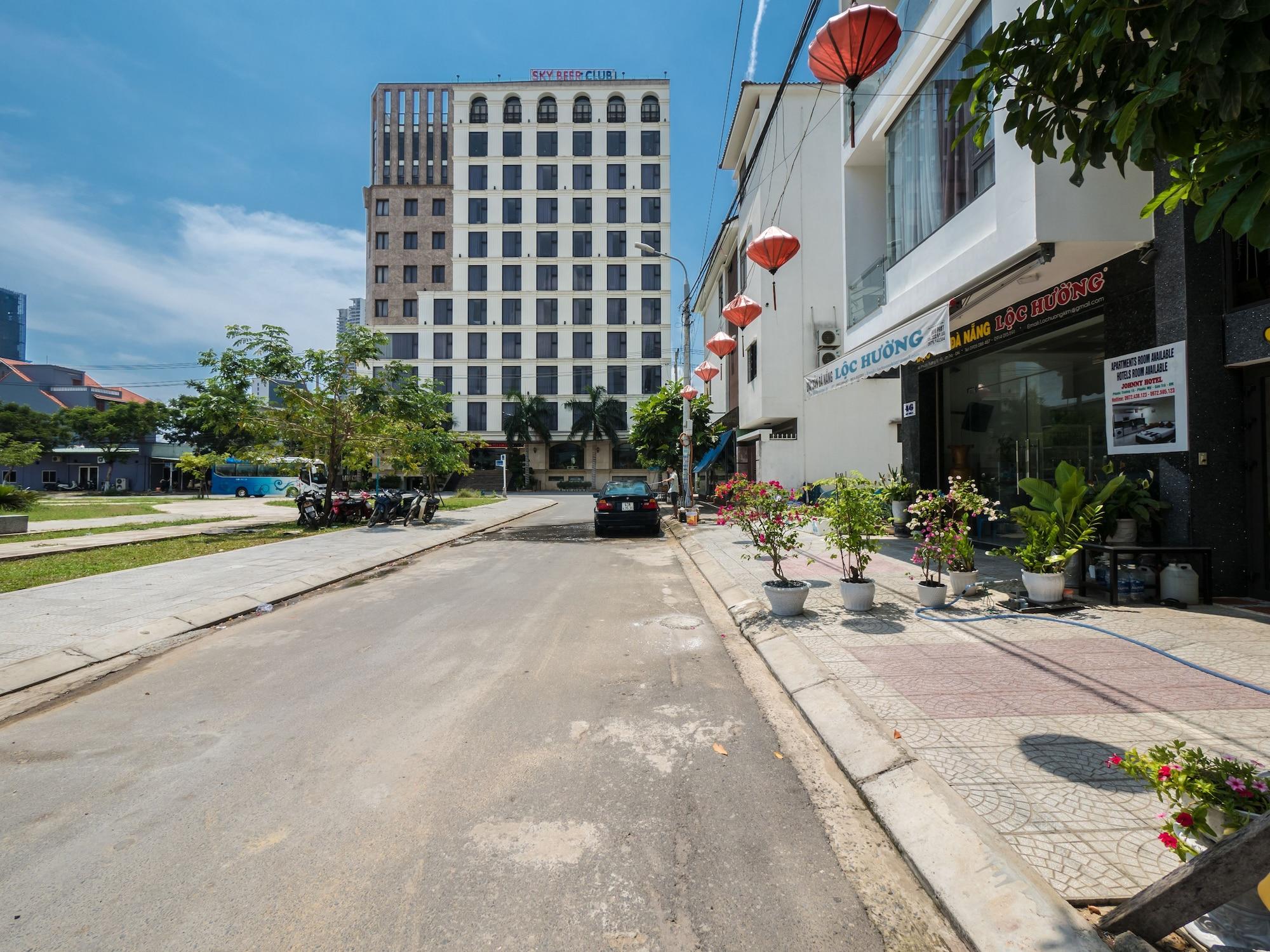 Hanoi Blue Hotel - The Water Front Da Nang Buitenkant foto